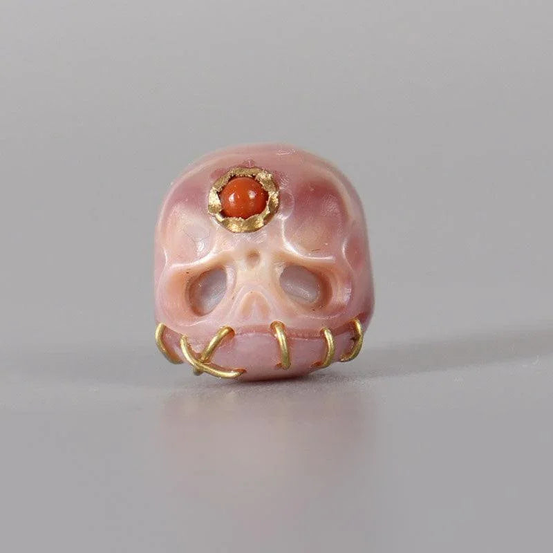 Belle Juri Natural Pearl Śmaśana Skull Bead
