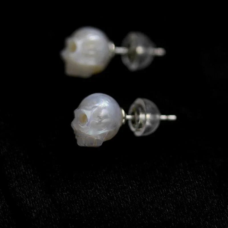 Belle Juri Minimalist Pearl Skull Earrings