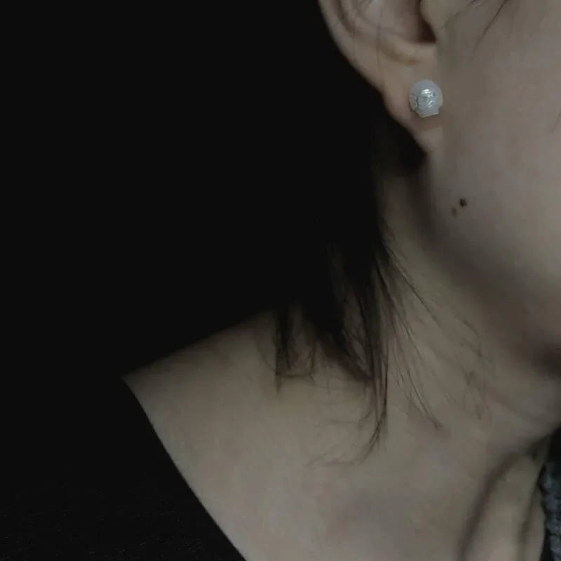 Belle Juri Minimalist Pearl Skull Earrings