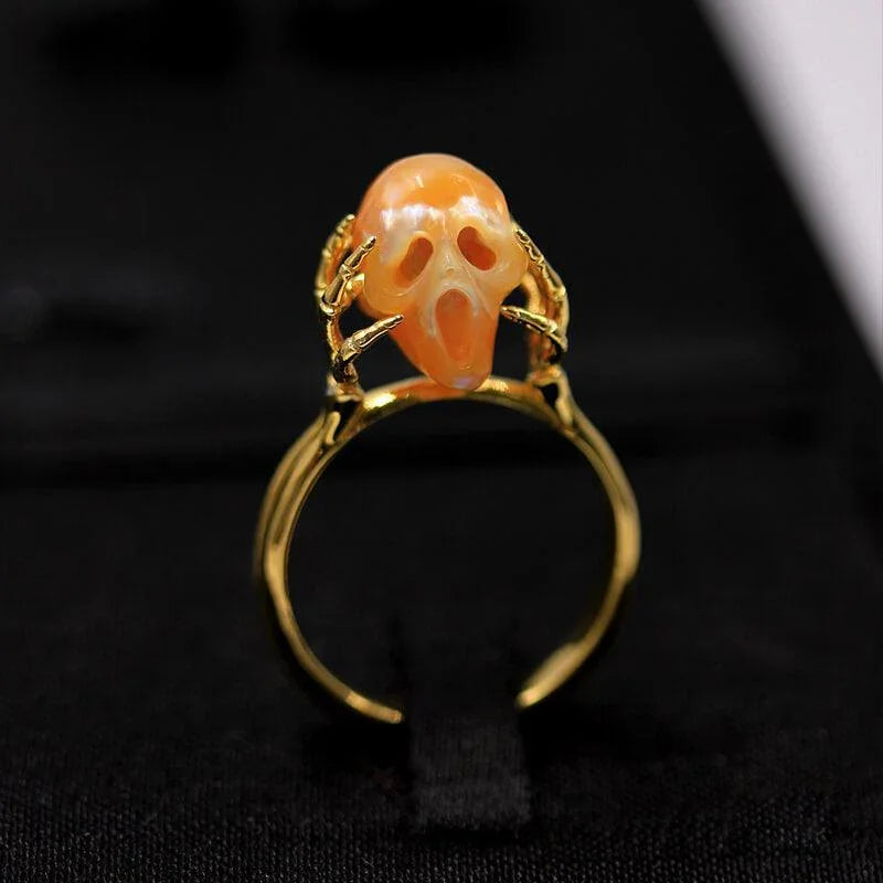 Belle Juri The Scream Pearl Skull Ring