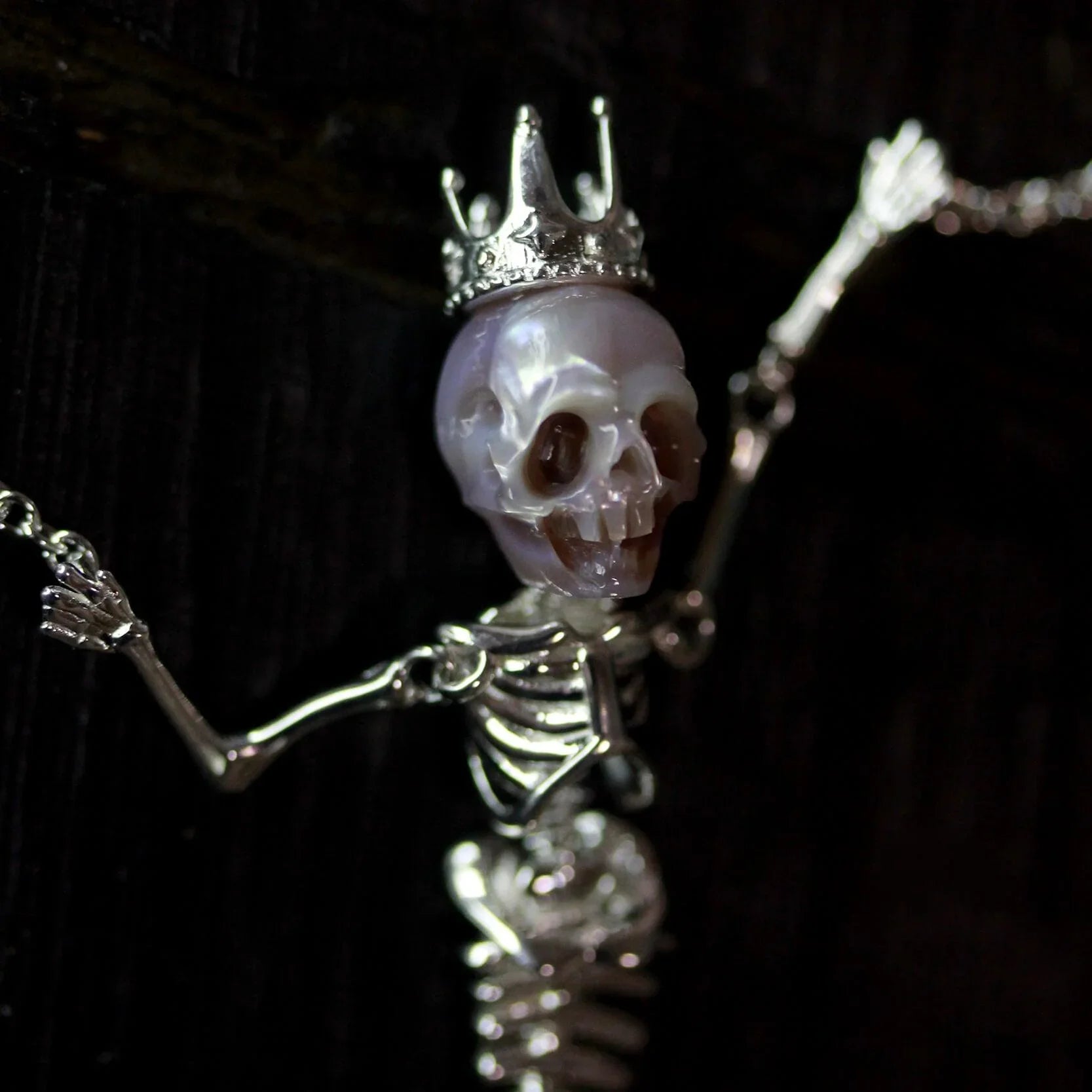Belle Juri Mermaid Pearl Skull Necklace