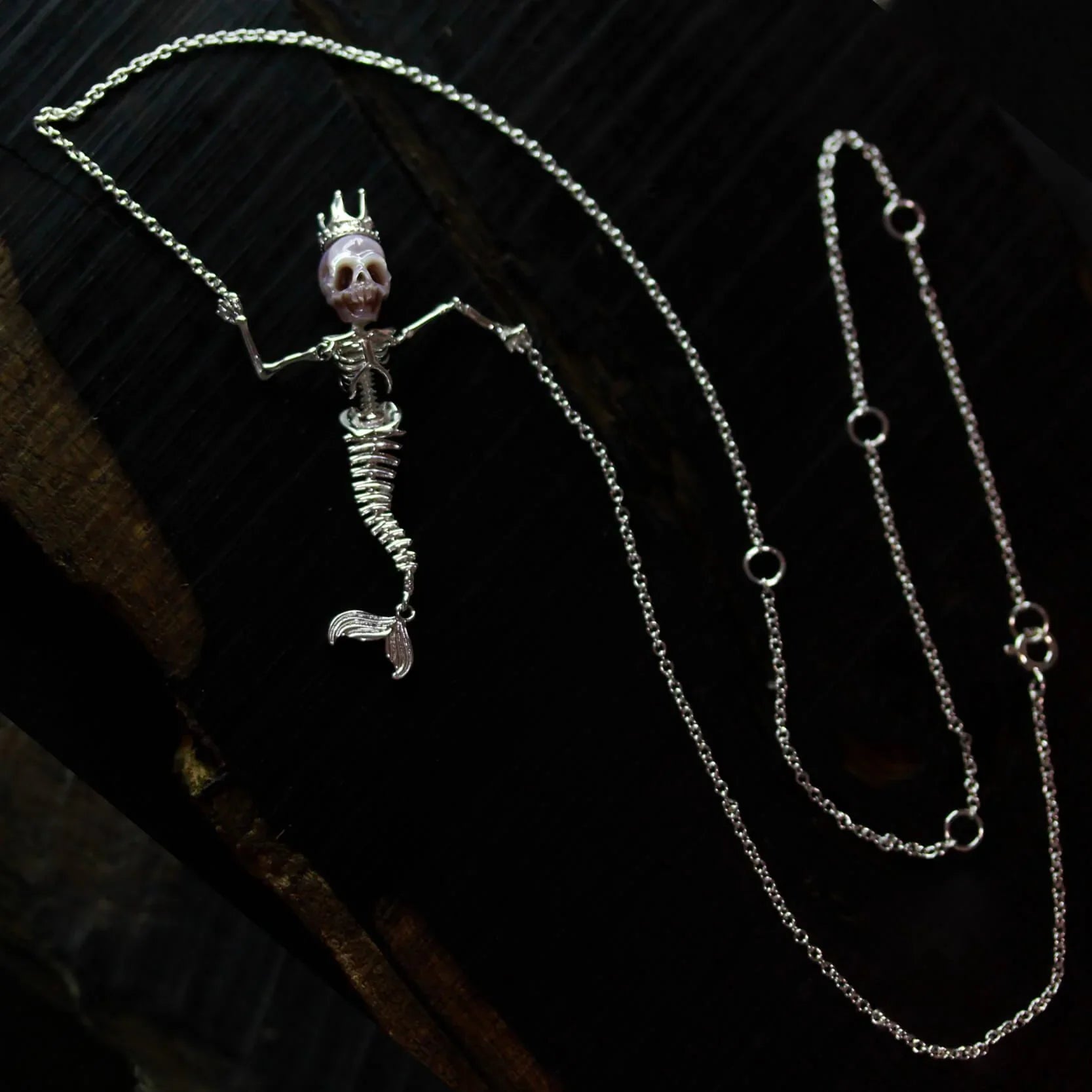 Belle Juri Mermaid Pearl Skull Necklace