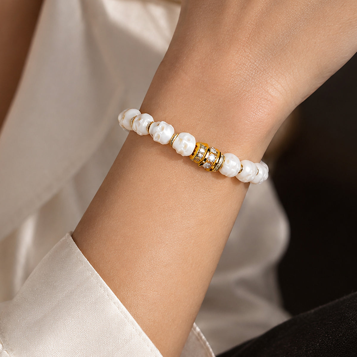 Hand-carved Skull Pearl Zircon Bracelet