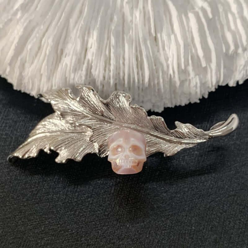 Belle Juri Angel Feather Pearl Skull Brooch