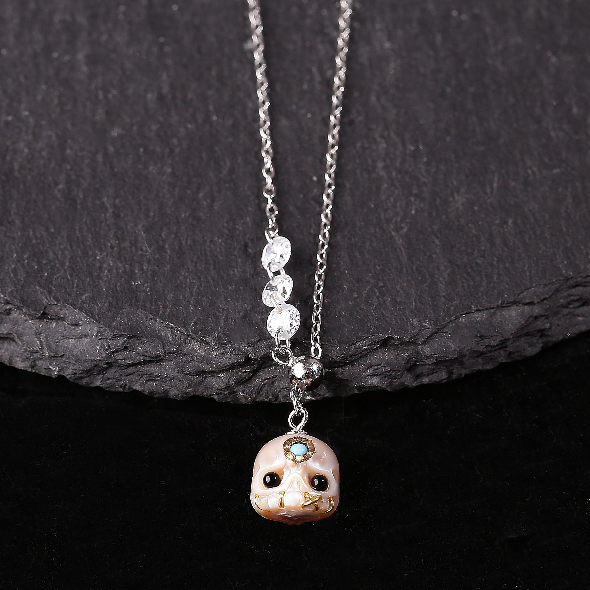 Gesneden Pearl Skull śmaśana edelsteen kralen ketting