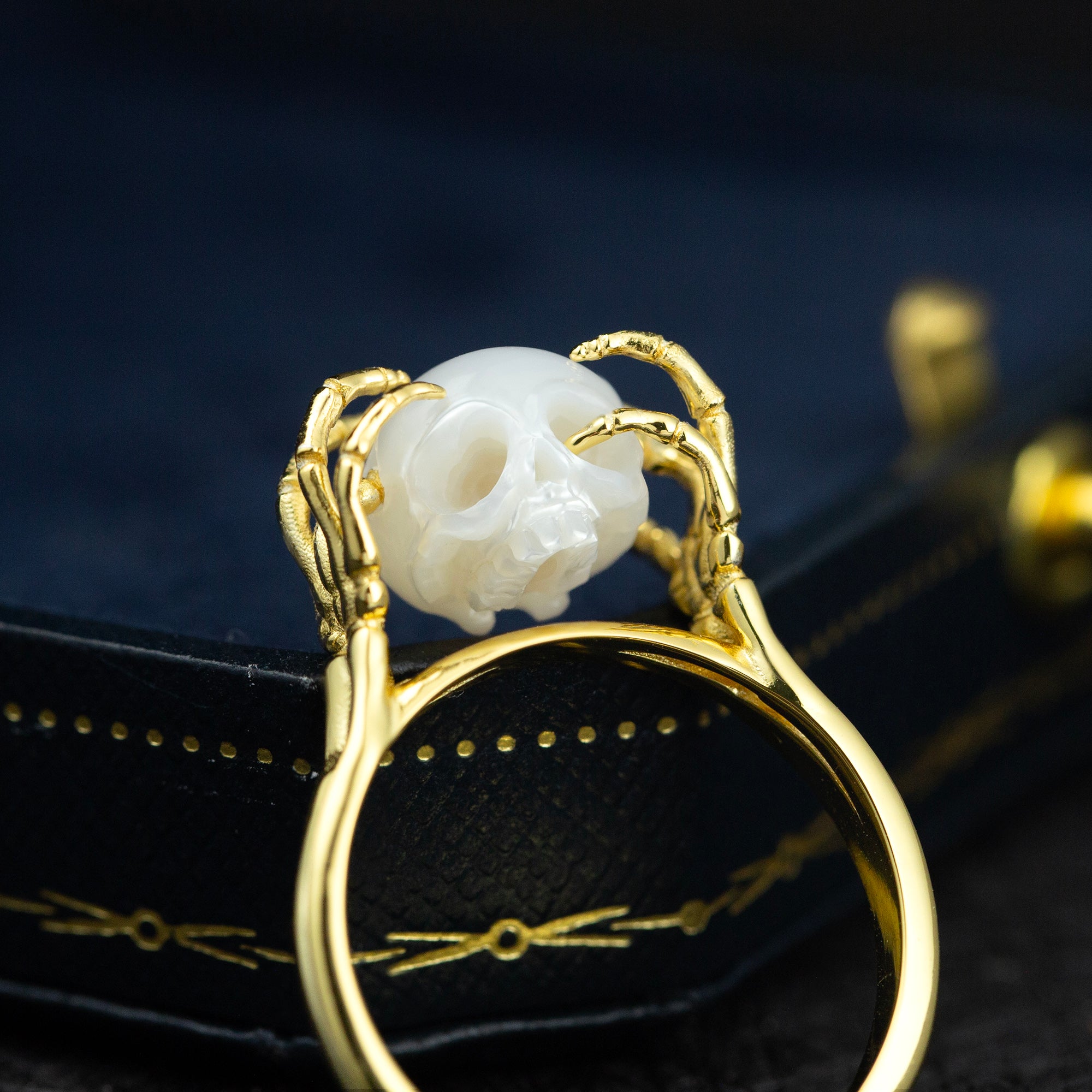 Be A Thinker Pearl Cranium Ring
