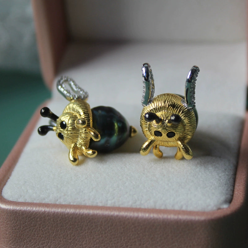 Bee Tahitian Pearl Necklace