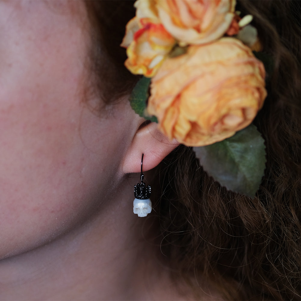 Barock Silber Schwarz Vergoldet Krone Perle Totenkopf Ohrringe