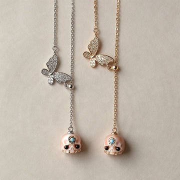 Collar de calavera de perlas del árbol de navidad delicada