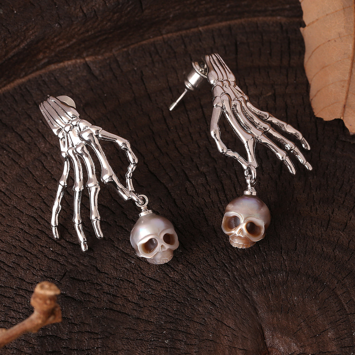 Carved Cranium Pearl With Dark-style Skeletal Hand Earrings-Gray
