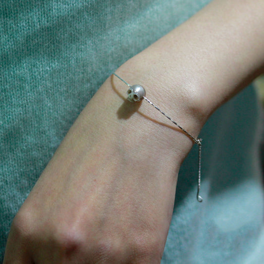 Carved Grey Pearl Skull Adjustable Bracelet