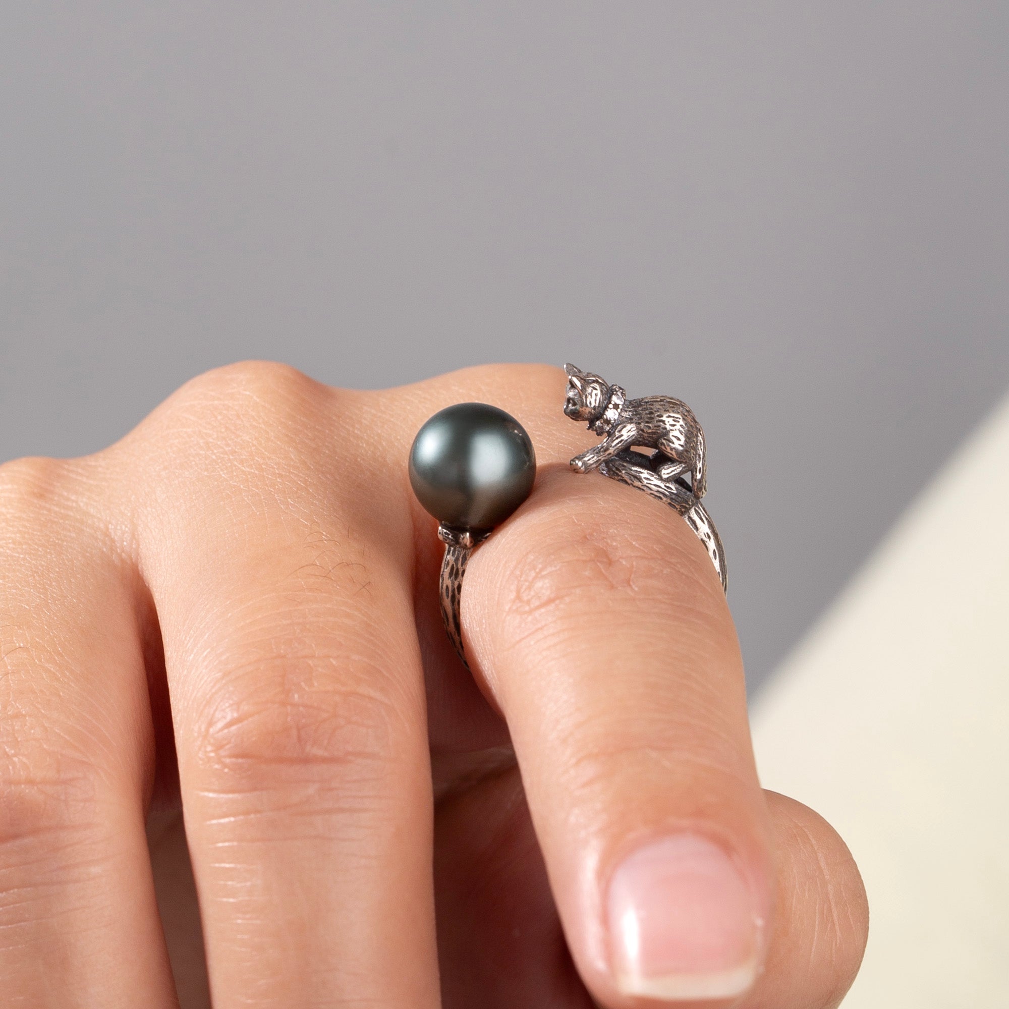 Celestial Cat Tahitian Pearl Ring