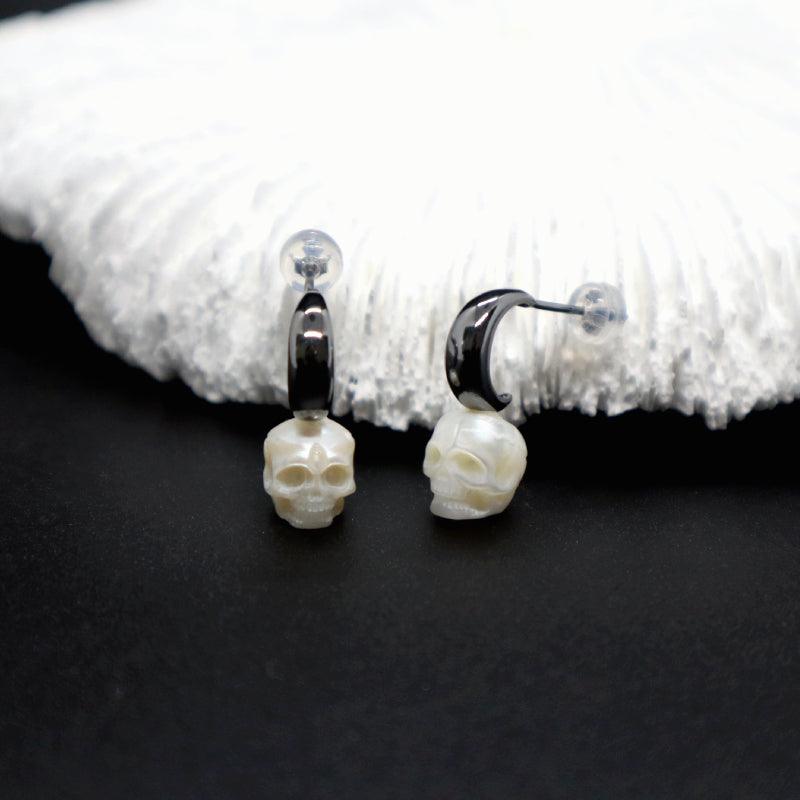 Belle Juri Crescent Pearl Skull Stud Earrings