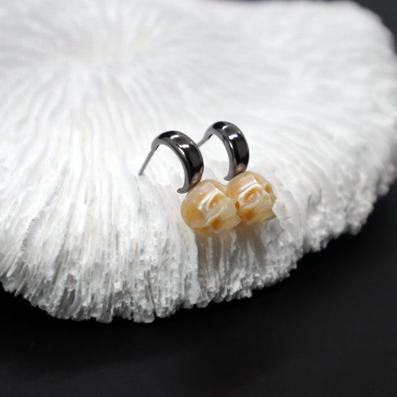 Belle Juri Crescent Pearl Skull Stud Earrings