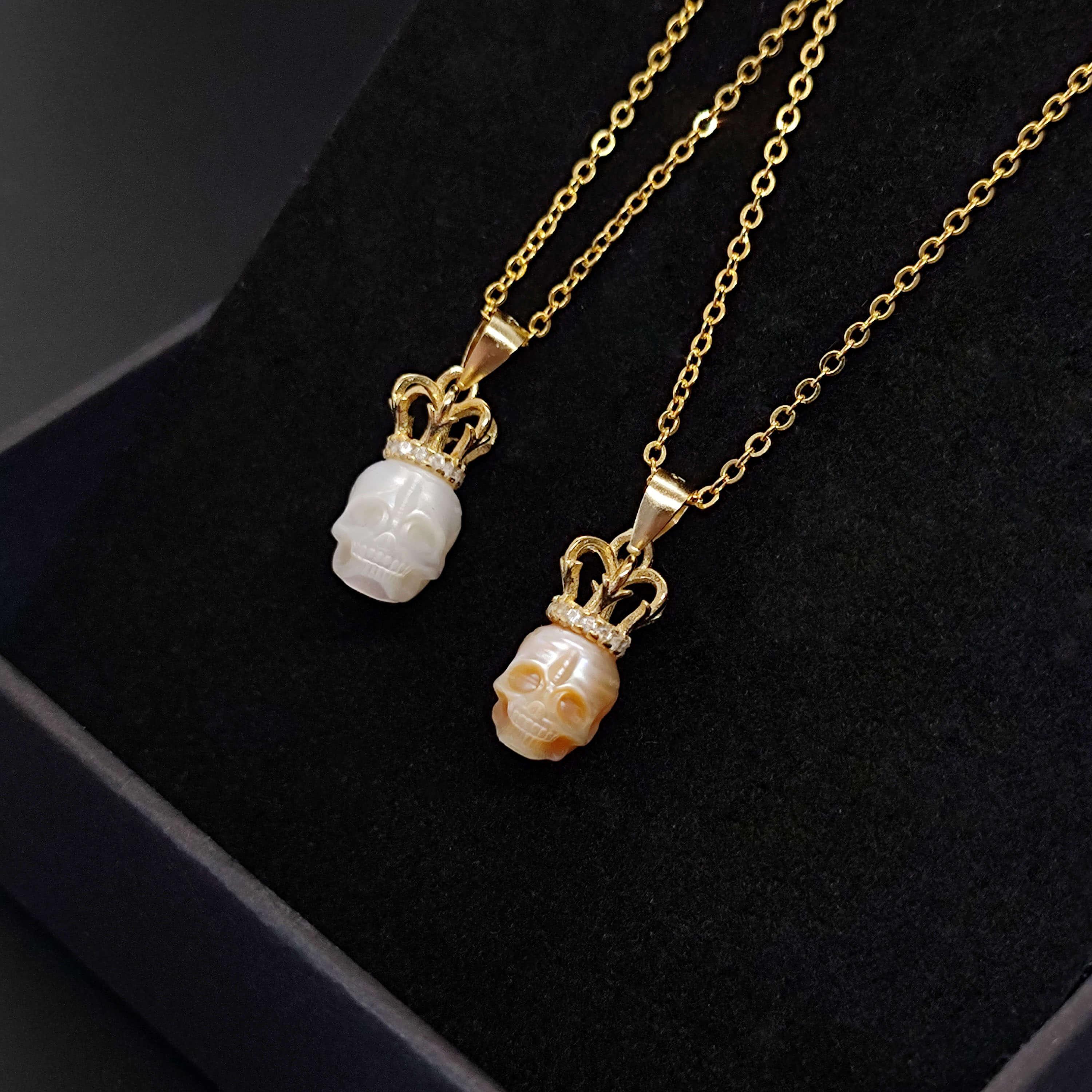 Belle Juri Pearl Skull Crown Necklace