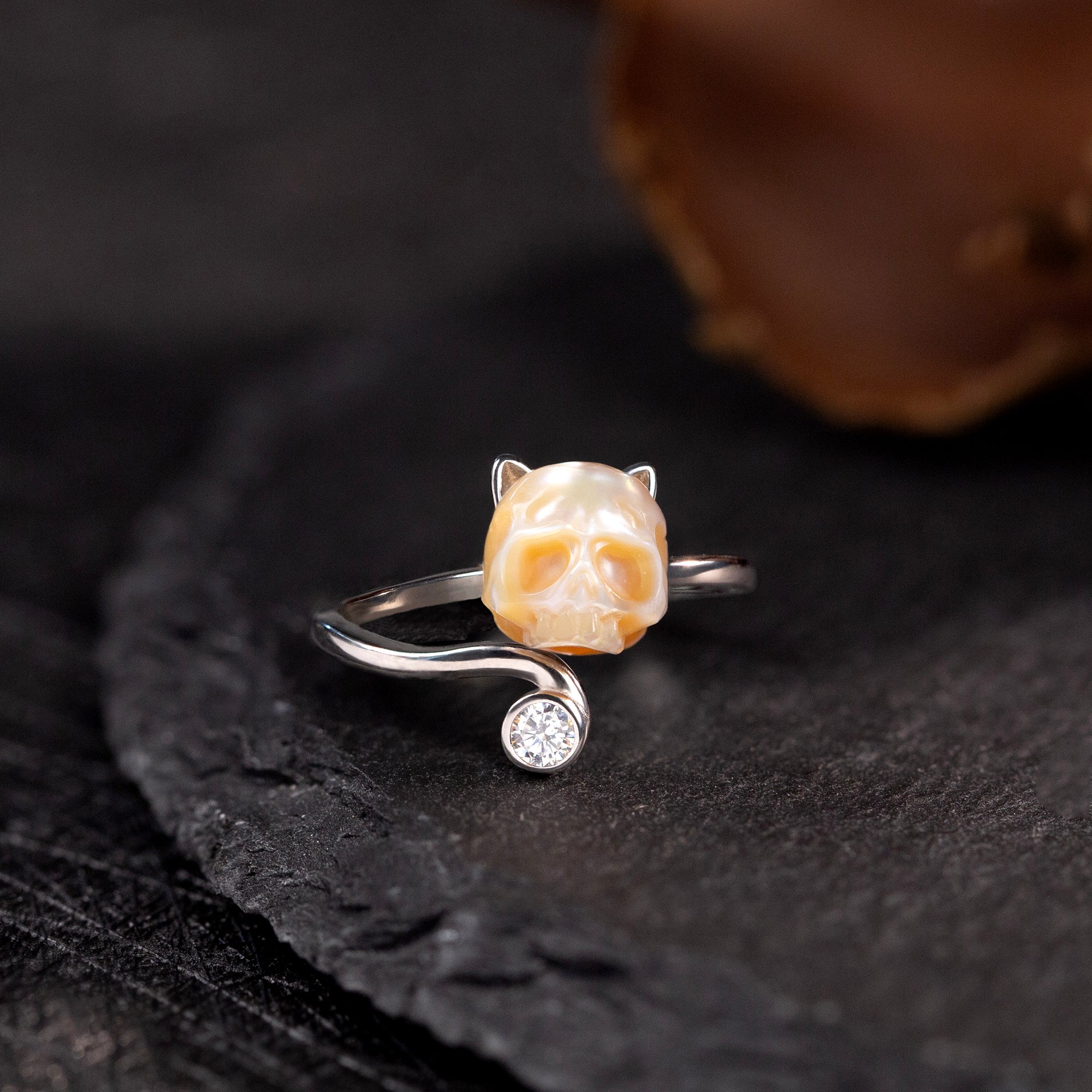 Cubic Zirconia Pearl Skull Cat Ring