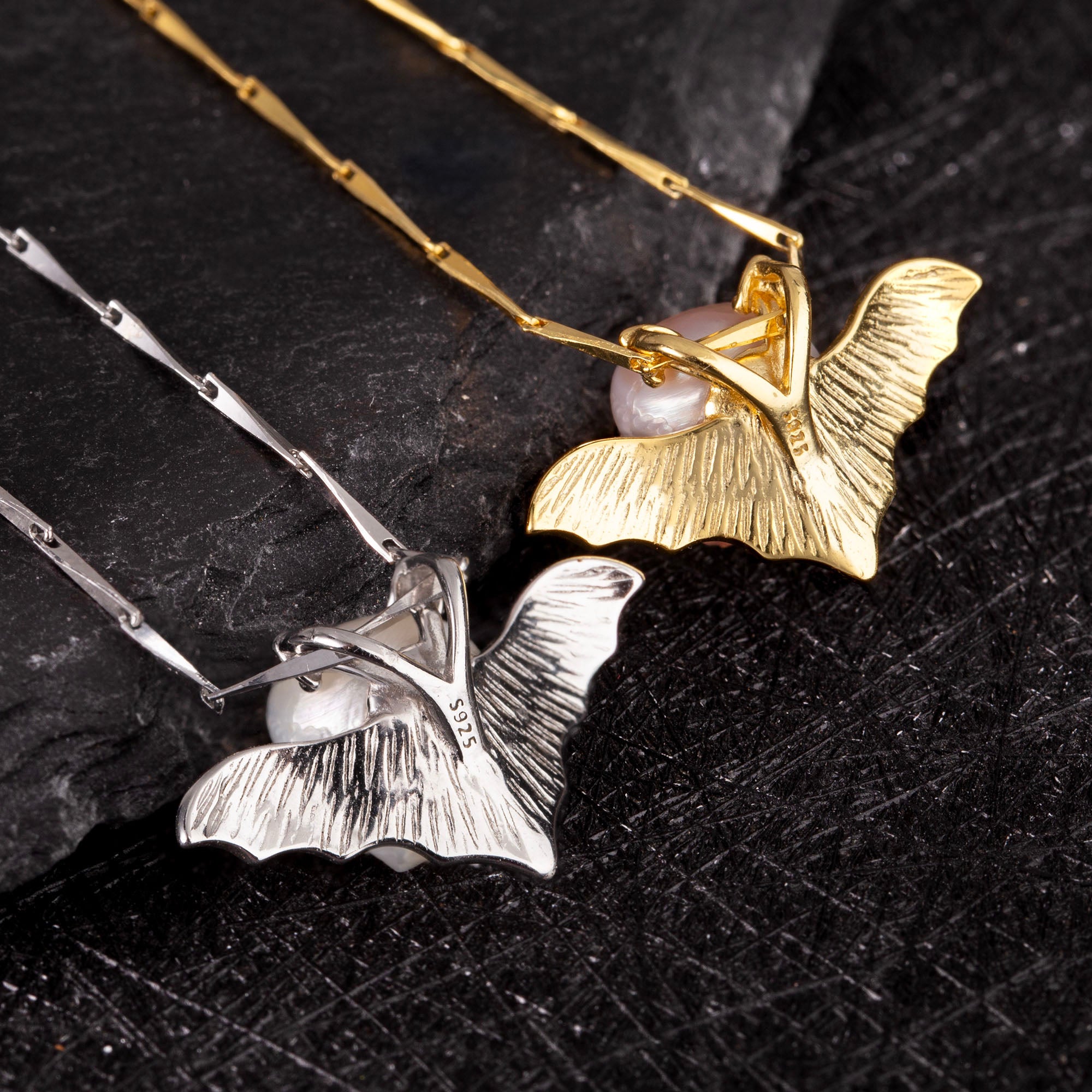 Devil Horn Bat Pearl Skull Necklace