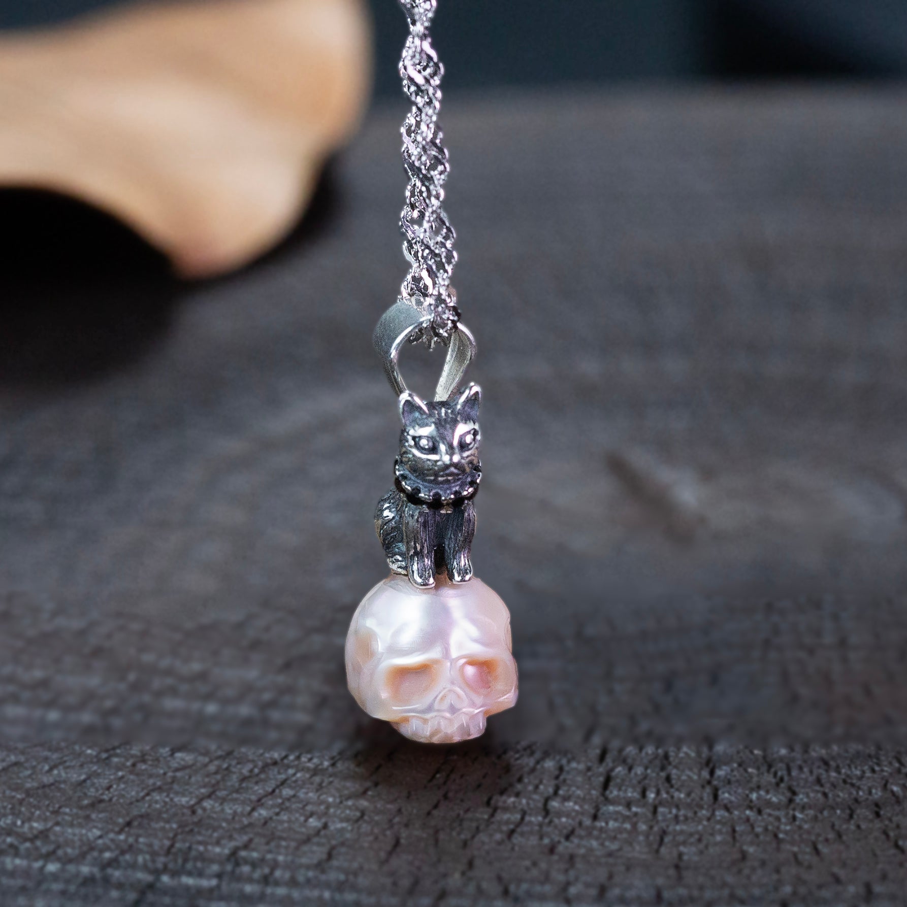 Distressed Celestial Cat Pearl Skull Necklace