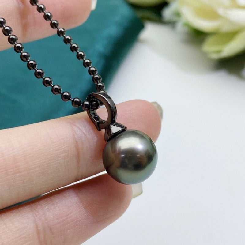 Elegant Black Tahitian Pearl Necklace