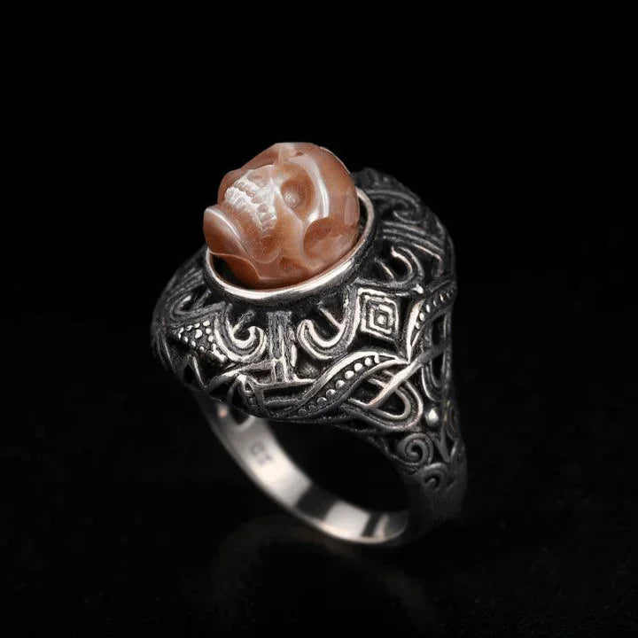 Belle Juri Gothic Pearl Skull Queen Easter Ring