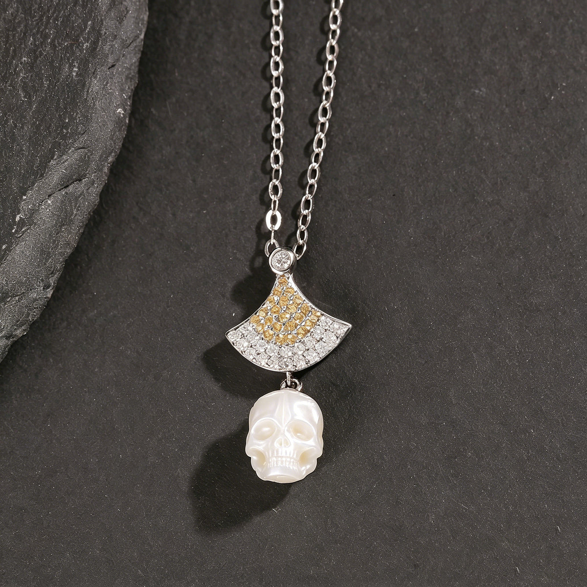Gothic Fan Diamond Skull Pearl Necklace