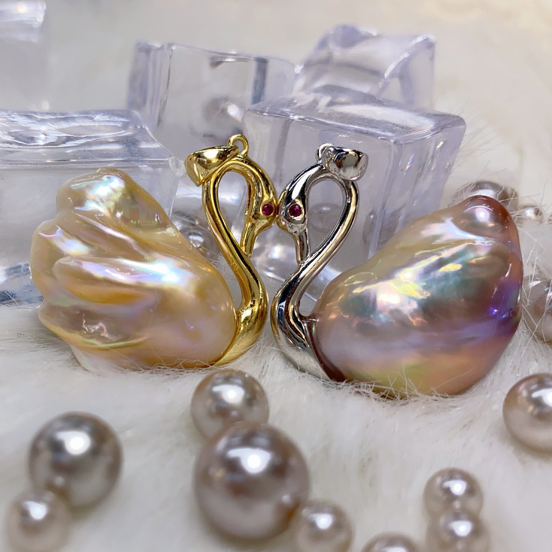 Handcrafted Swan Baroque Pearl Necklace