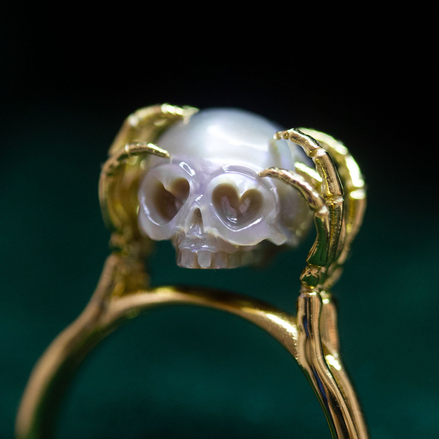 Heart Eyes Be A Thinker Pearl Cranium Ring