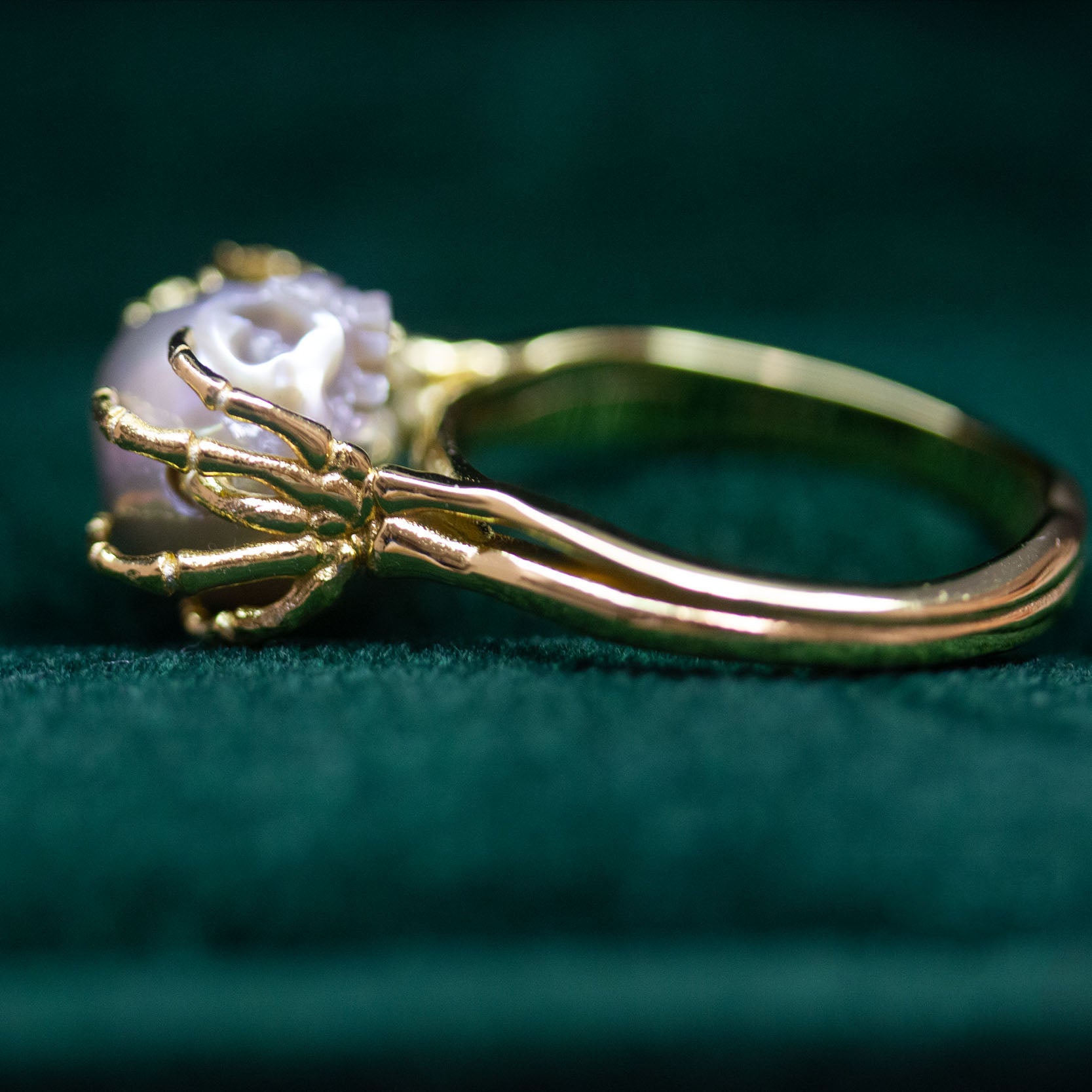 Heart Eyes Be A Thinker Pearl Cranium Ring