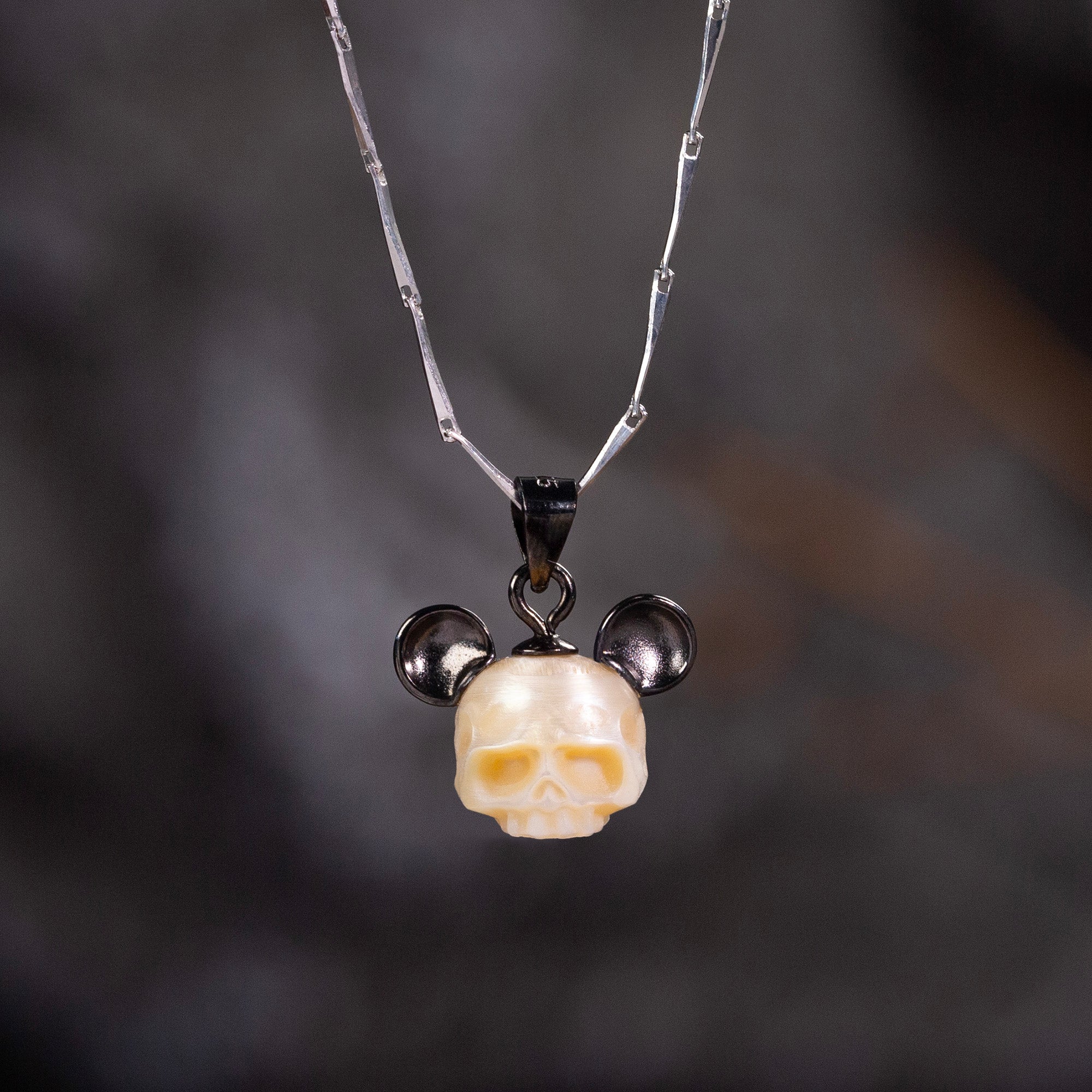 Mickey Mouse Pearls Cranium Necklace