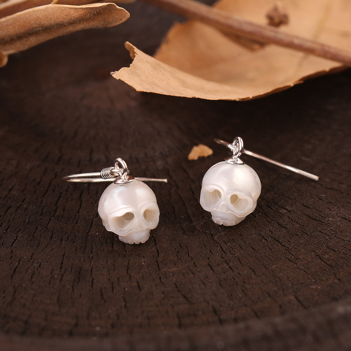 Minimalist Cranium Pearl Dangle Drop Earrings-White