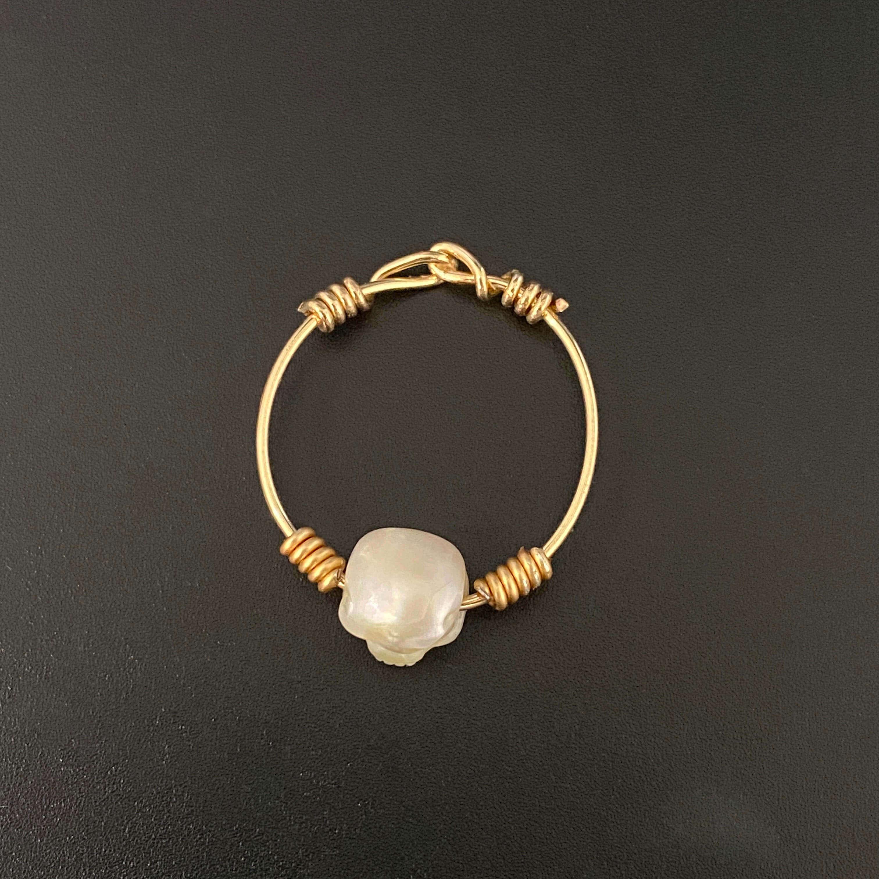 Belle Juri Minimalist Pearl Cranium Gold Ring