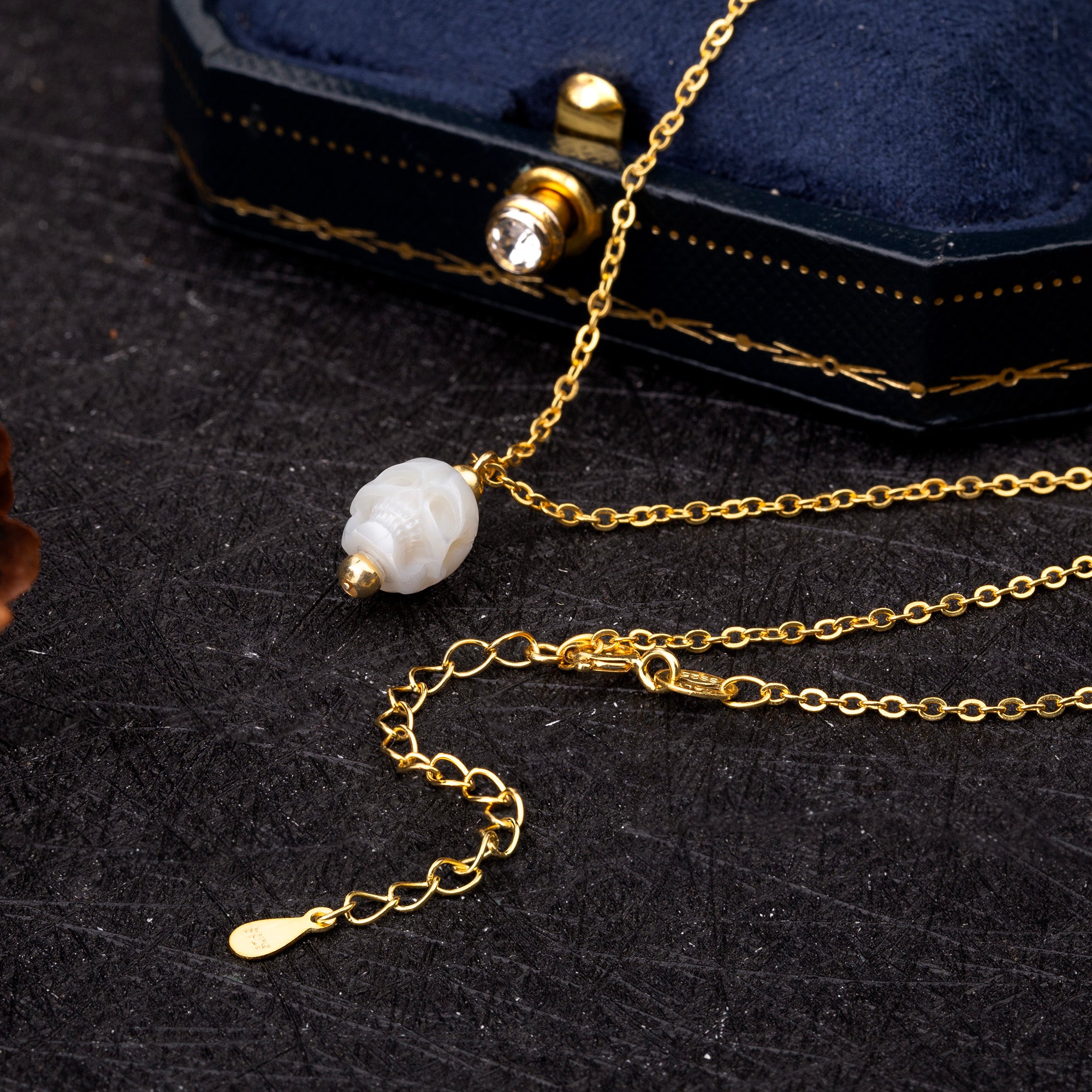 Minimalist Pearl Skull Necklace with Elegant Golden Beads