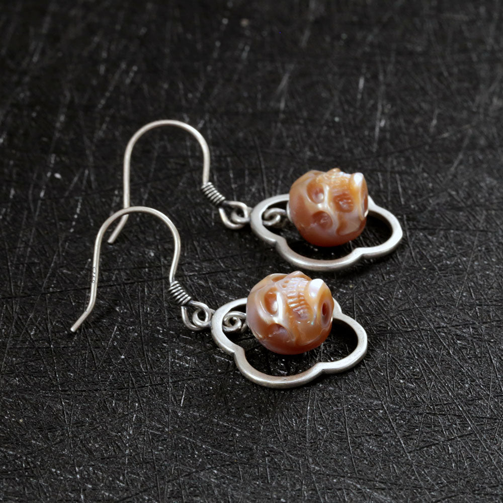 Openwork Four-Leaf Clover Pearl Skull Earrings
