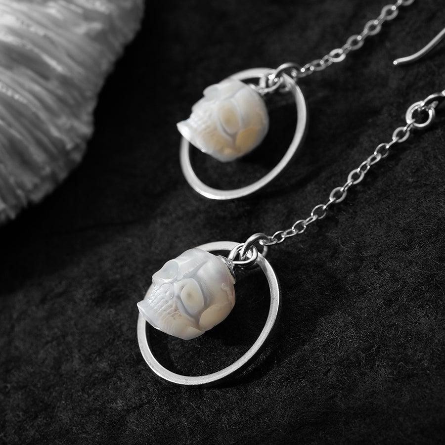 Belle Juri Pearl Skull Round Openwork Earrings