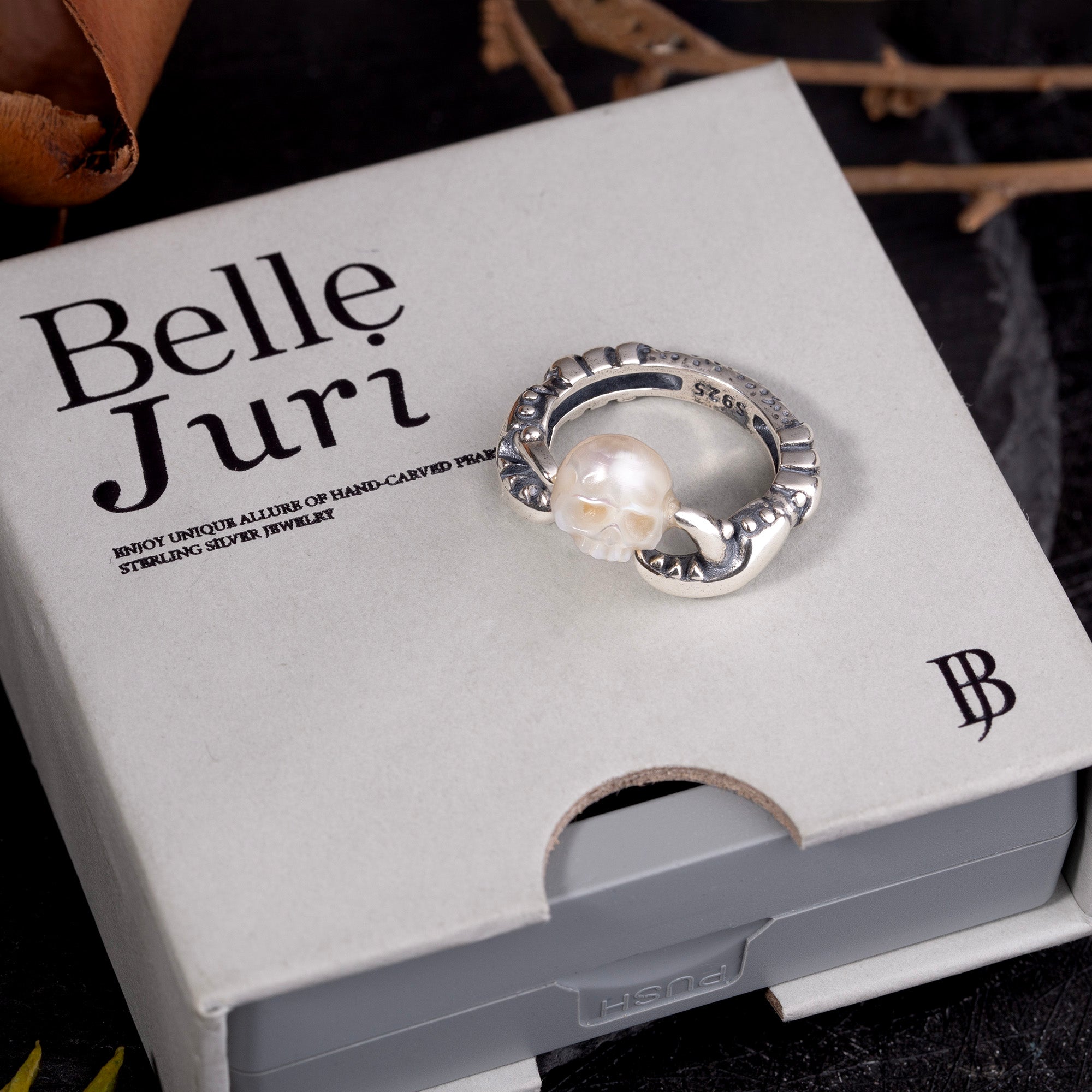 Pearl Skull Crab Pincer Ring