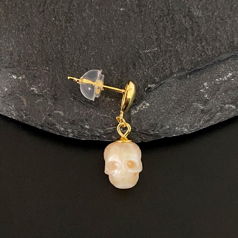 Belle Juri Pearl Skull Simple Waterdrop Stud Earrings