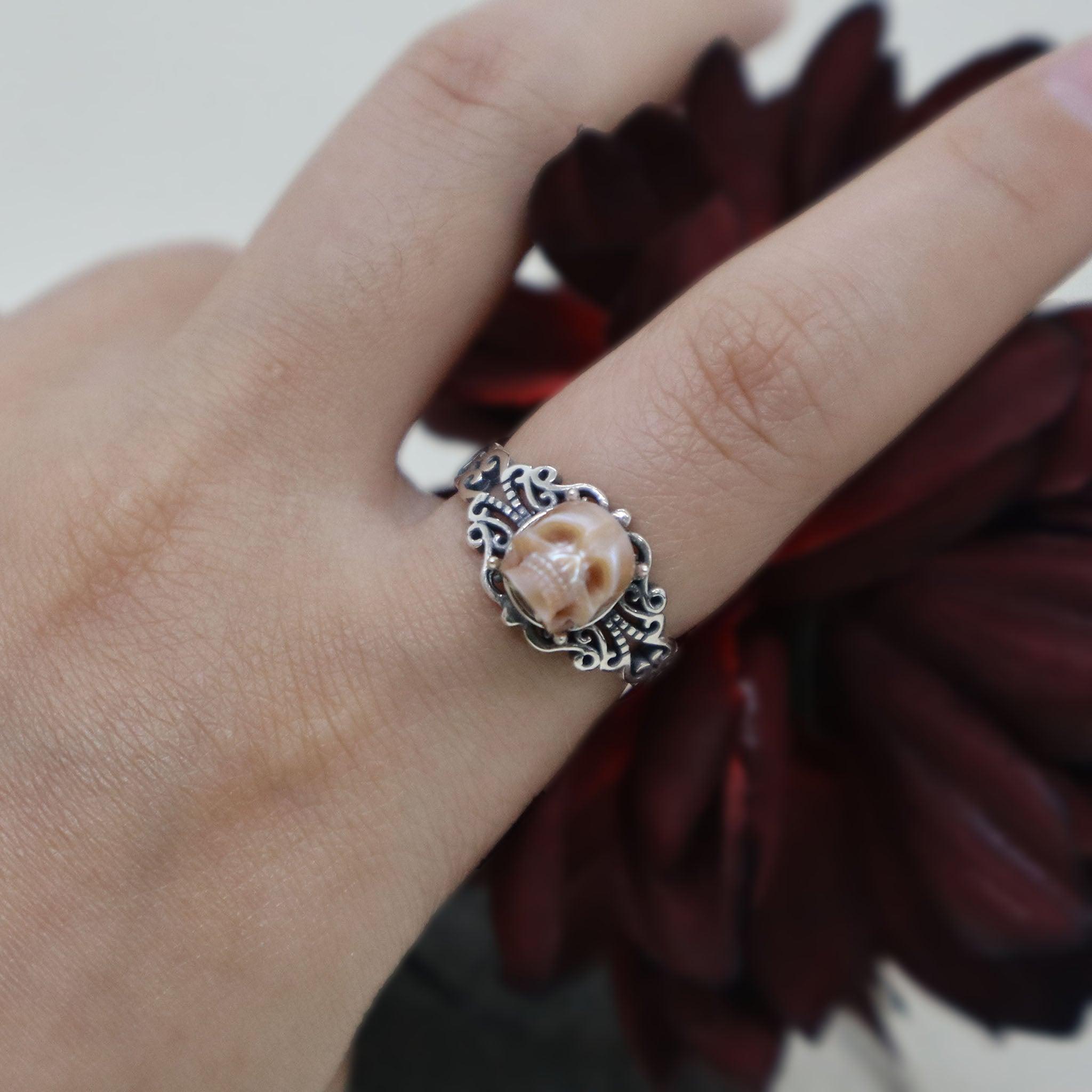 Pearl Skull Vintage Couple Ring - Belle Juri
