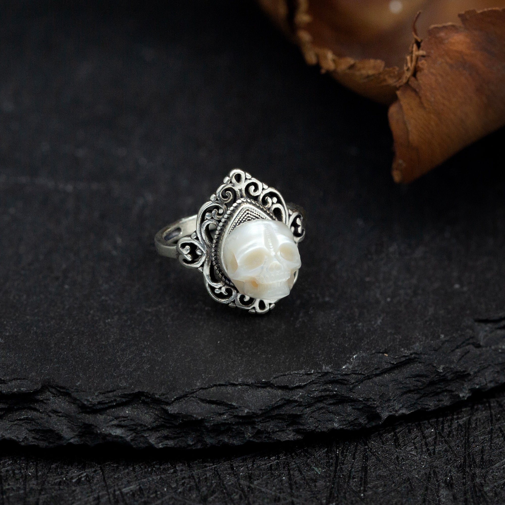 Retro Palace Pattern Hollow Carved Pearl Skull Ring