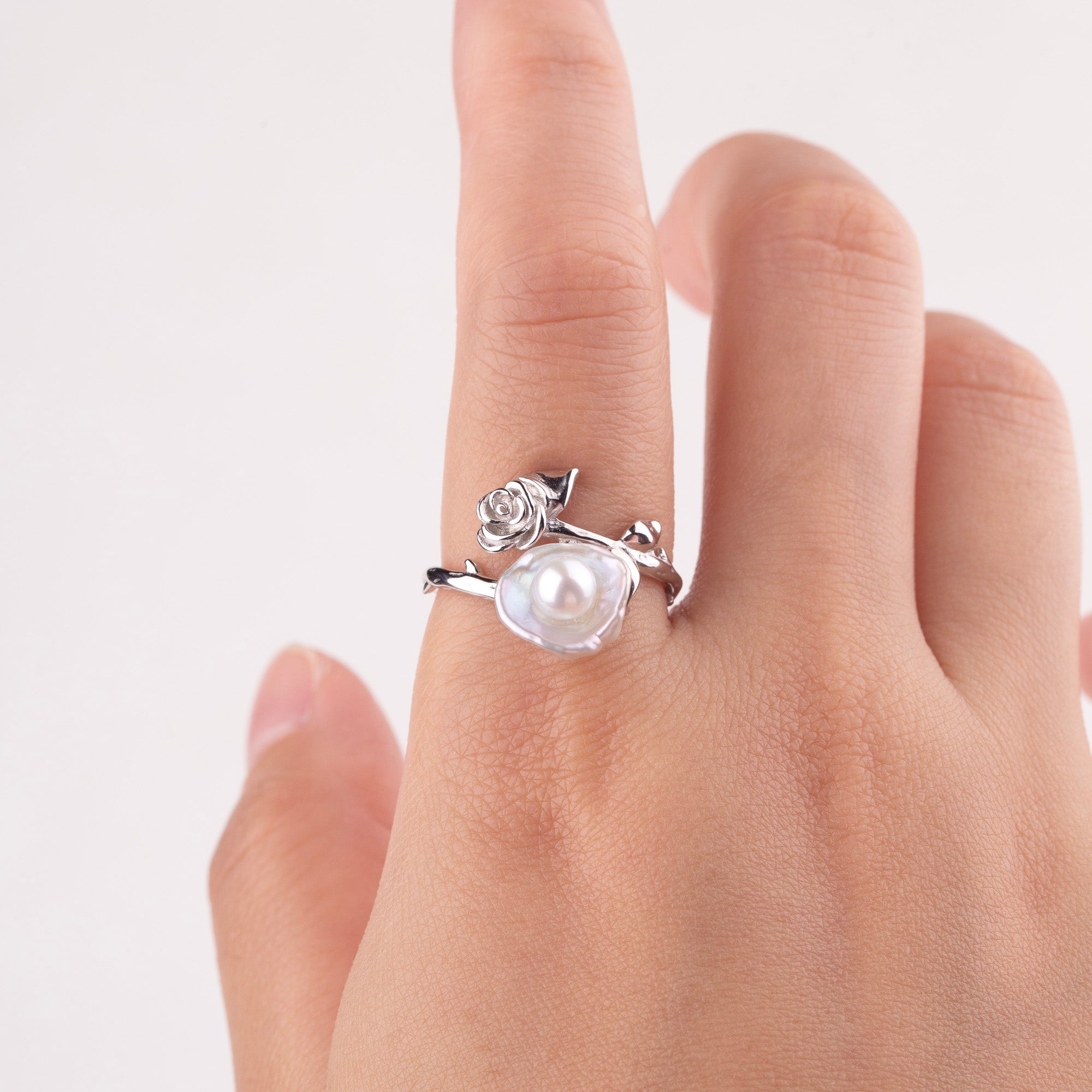 Rose Flower Baroque Pearl Ring