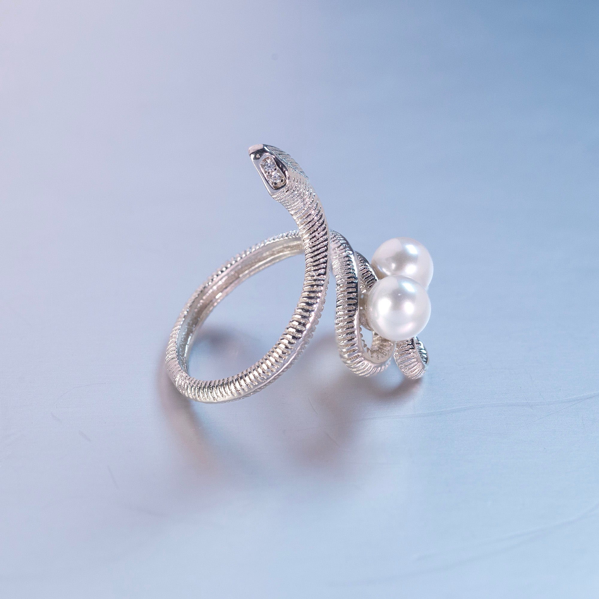 Serpentine Pearl Ring