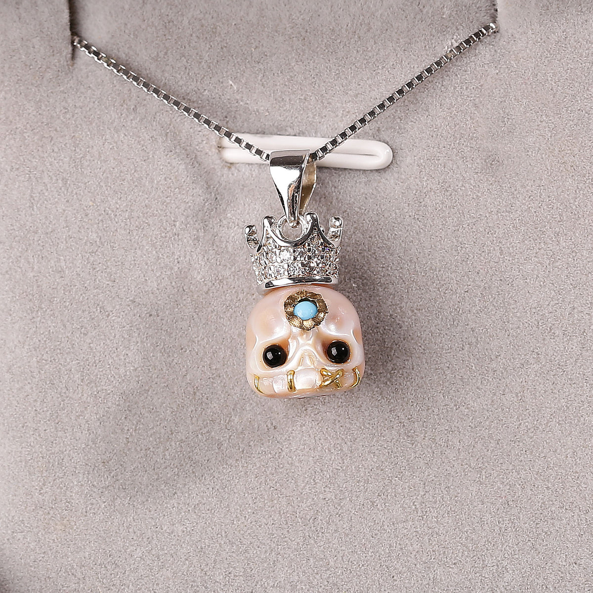 Silver Zircon Crown Pearl Skull Śmaśana Black Marquise Charm Necklace