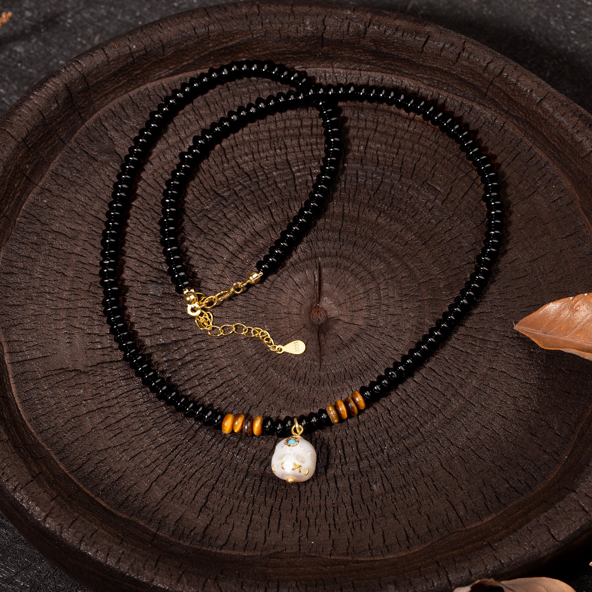 Tiger Eye Black Agate Pearl Śmaśana Beaded Necklace