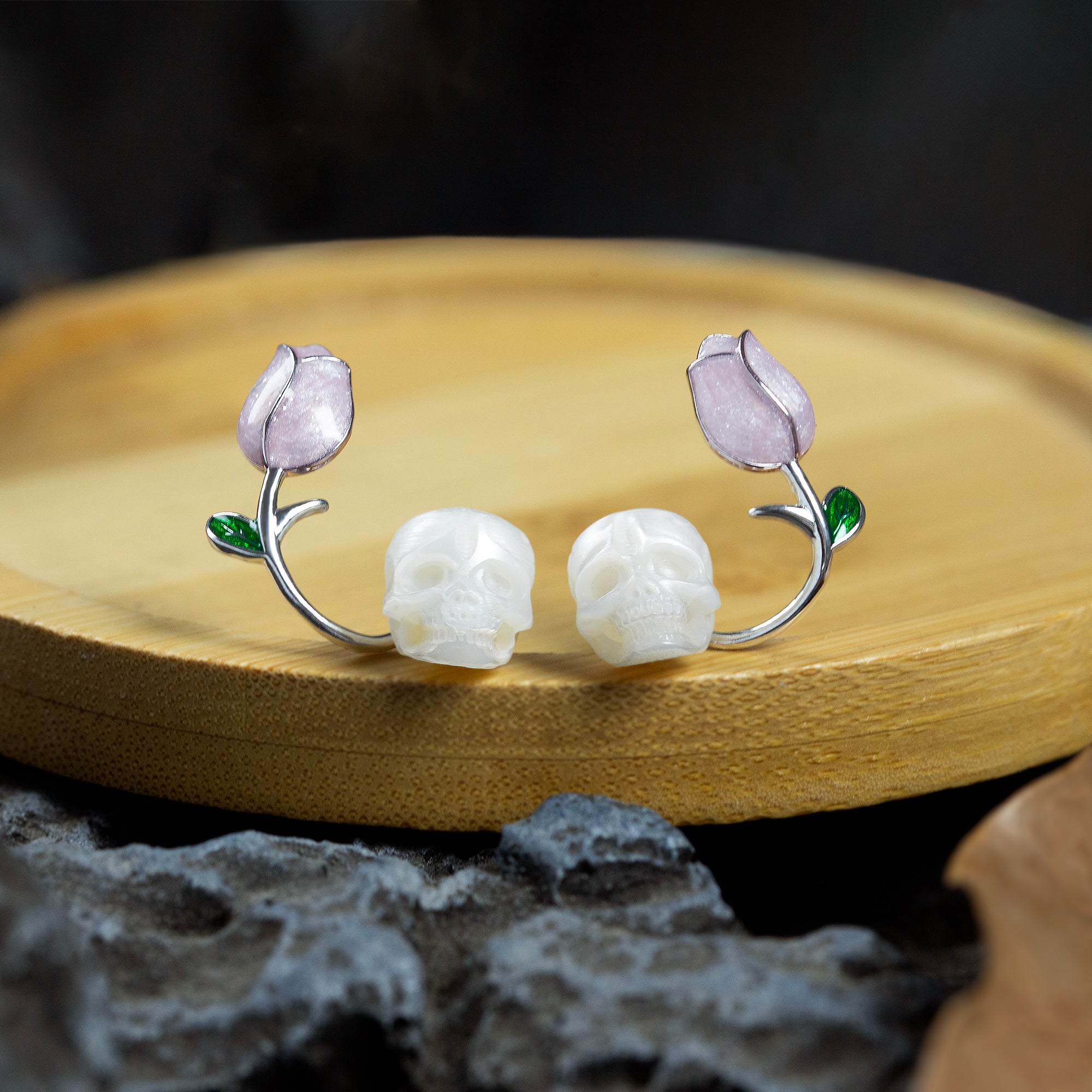 Tulip Pearl Skull Stud Earrings