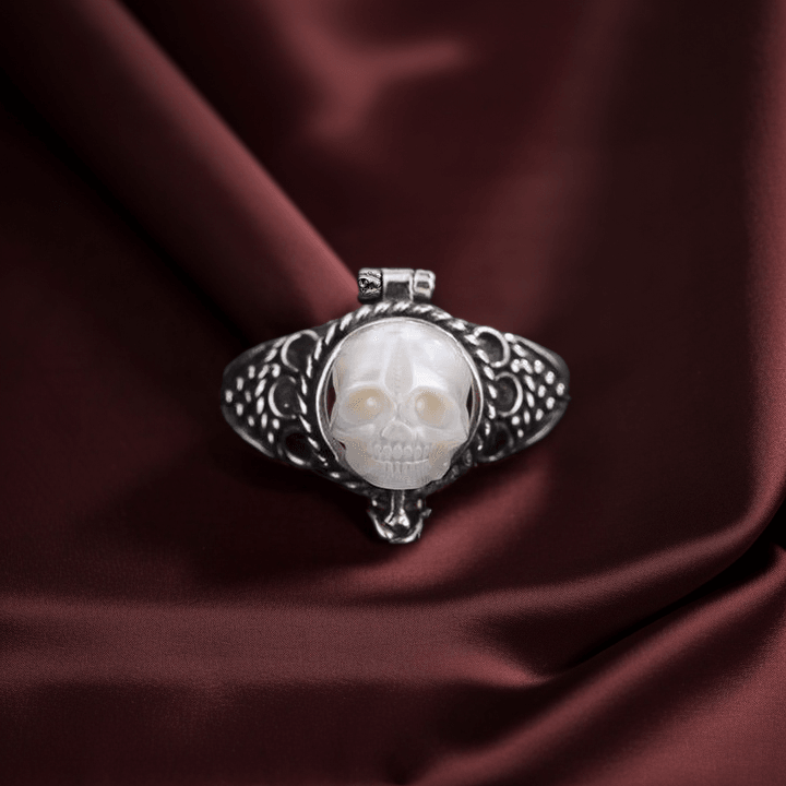 Belle Juri Vintage Pearl Skull Royal Pillbox Ring