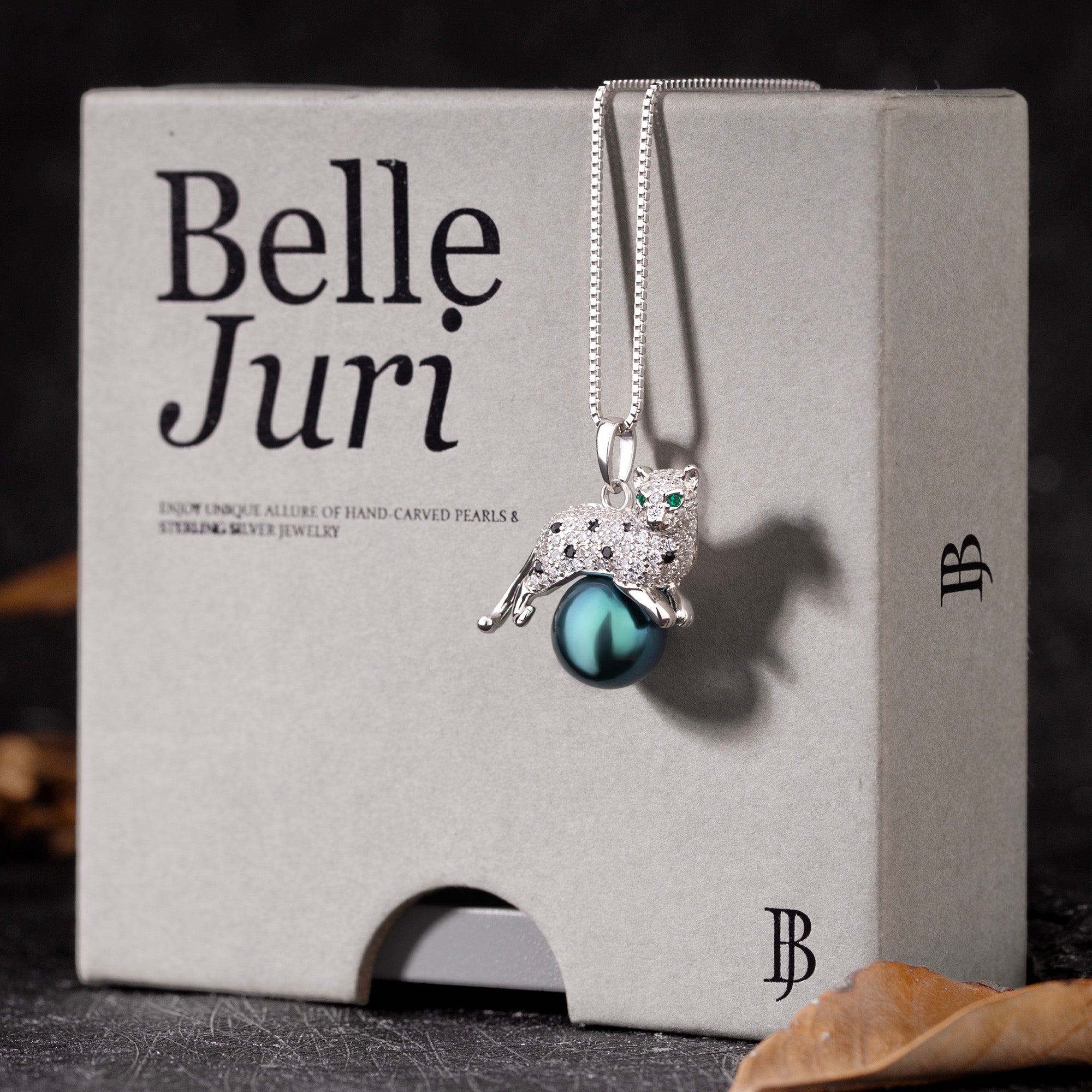 Zirconia Panther & Tahitian Pearl Necklace