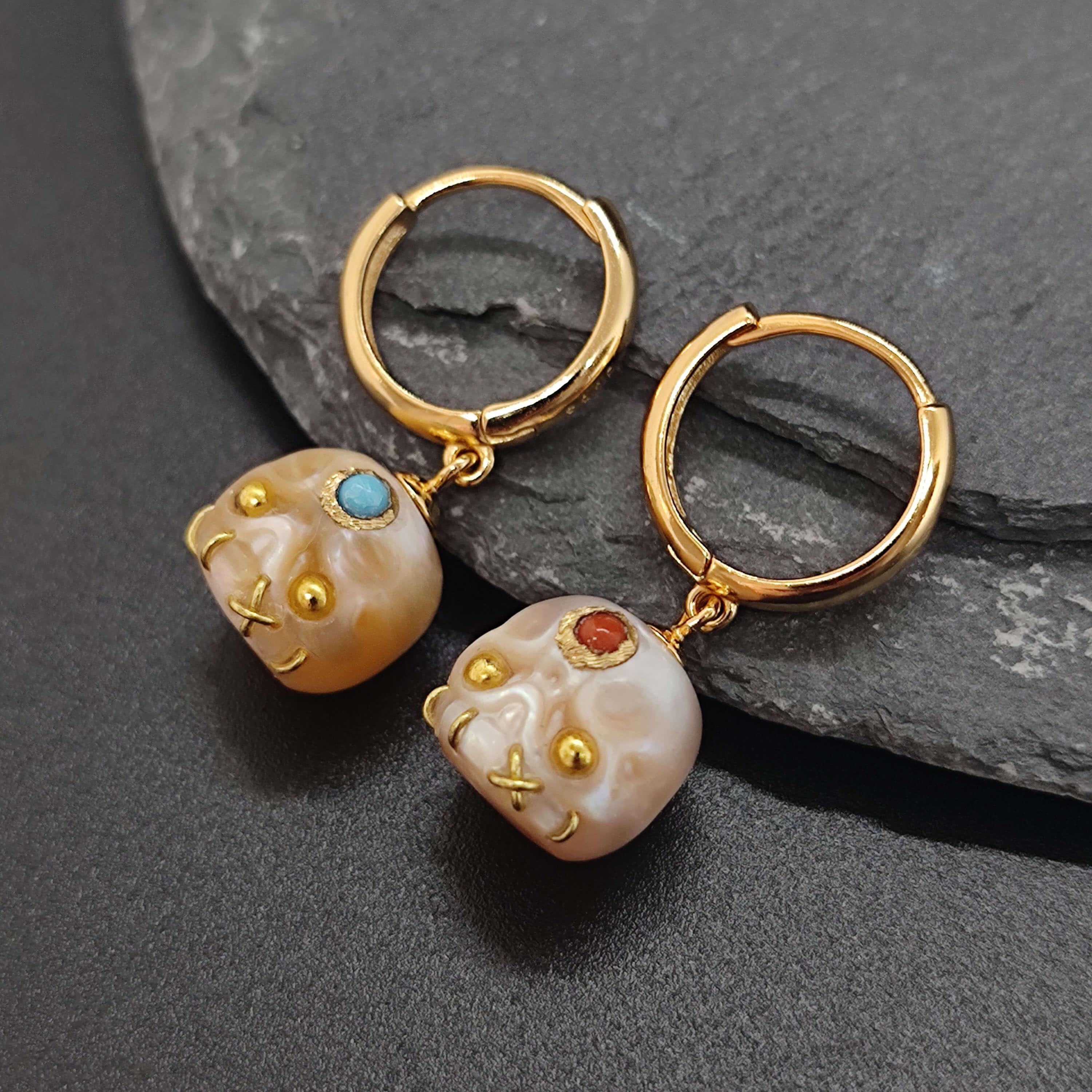 Belle Juri Golden & Black Eyes Śmaśana Hoop Earrings