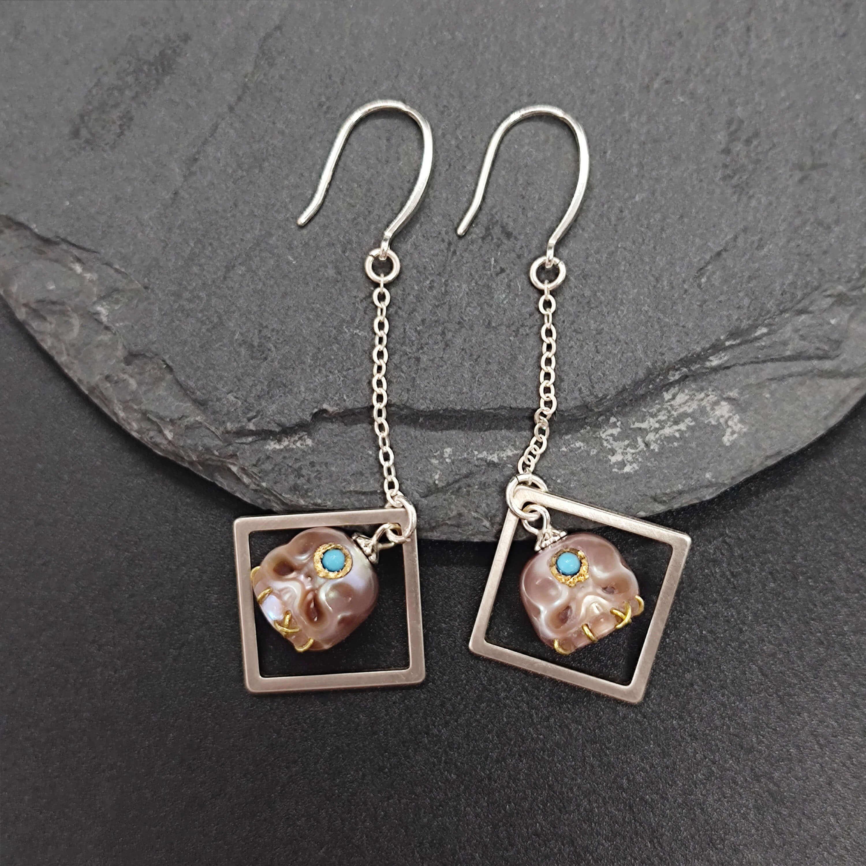 Belle Juri Śmaśana Skull Rhombic Drop Earrings
