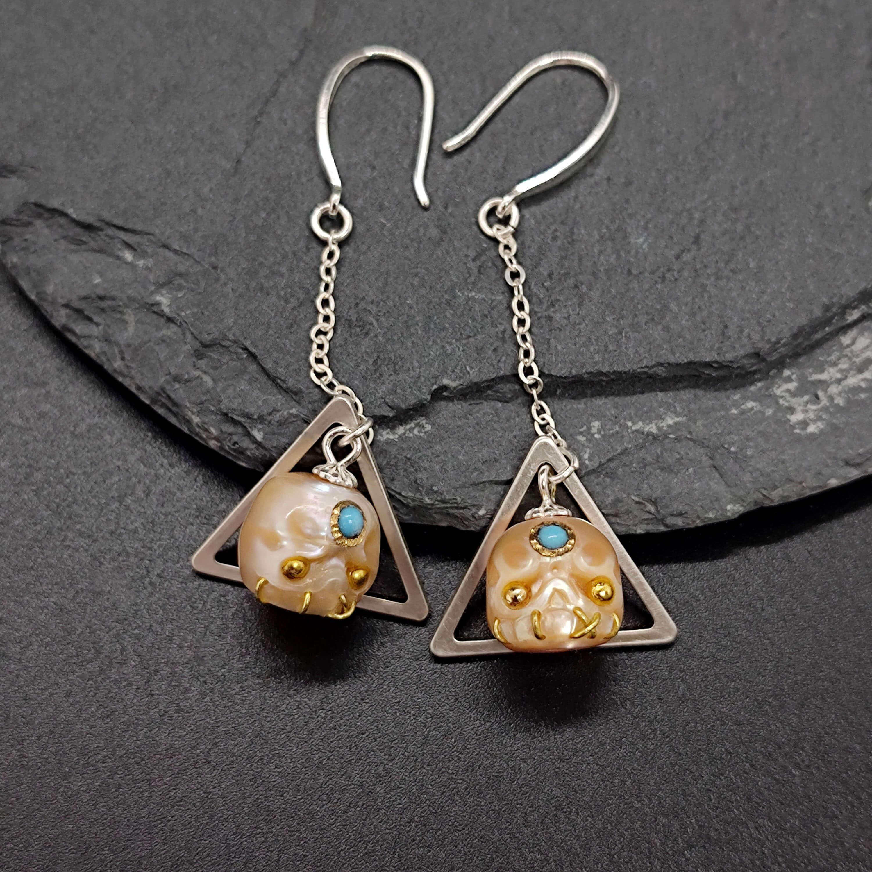 Belle Juri Golden & Black Eyes Śmaśana Triangle Drop Earrings