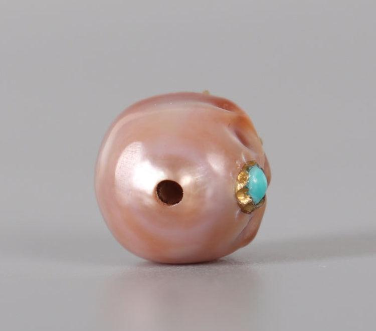 Belle Juri Natural Pearl Śmaśana Skull Bead