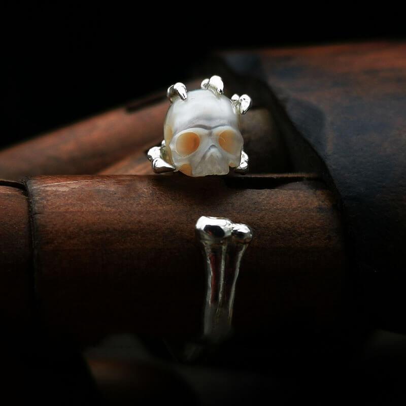 Belle Juri Pearl Cranium Hand Bone Ring